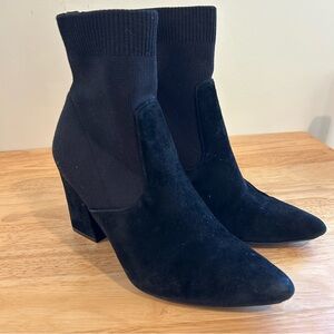 Steve Madden Black Remy block Heels sz ~8 shoes suede sock‎ pull on pointed toe